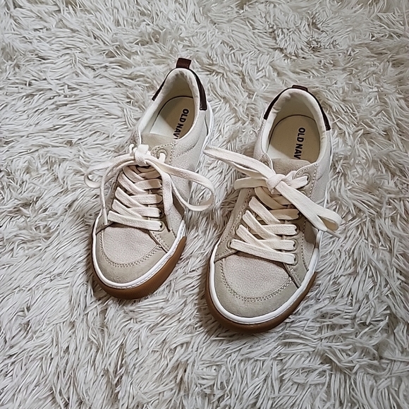 *SOLD* Canvas Faux Suede Trim Boy's Kid's Old Navy Sneakers Shoes - 13 - Picture 3 of 12